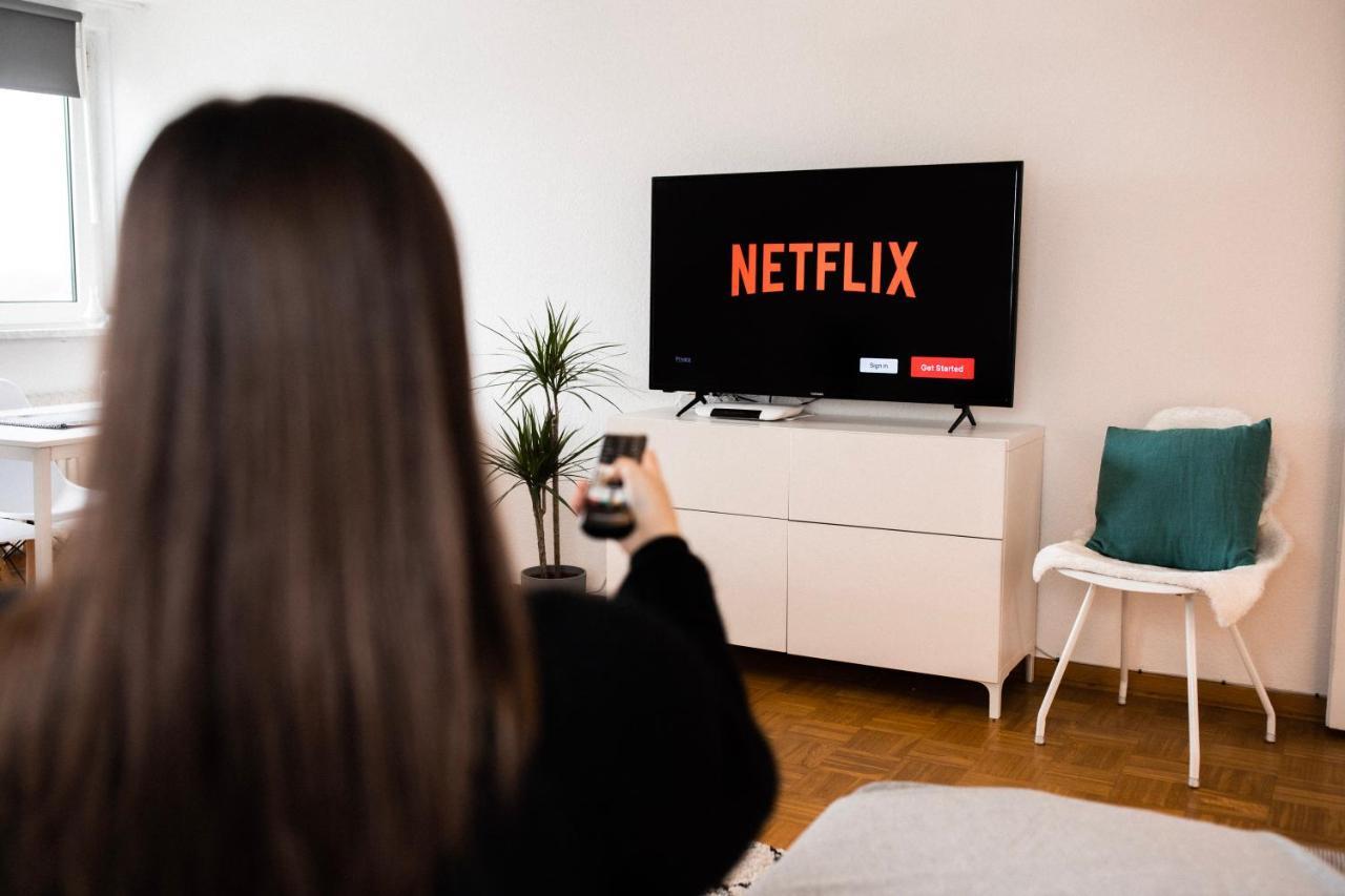 - Neu - Sweet Home, Parkplatz, Netflix Bad Salzuflen Esterno foto